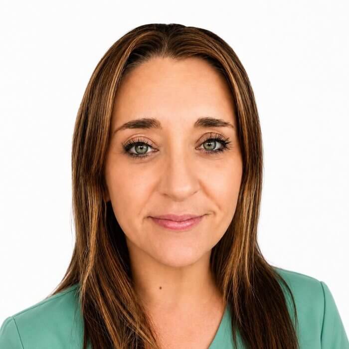 Nicola Dennett