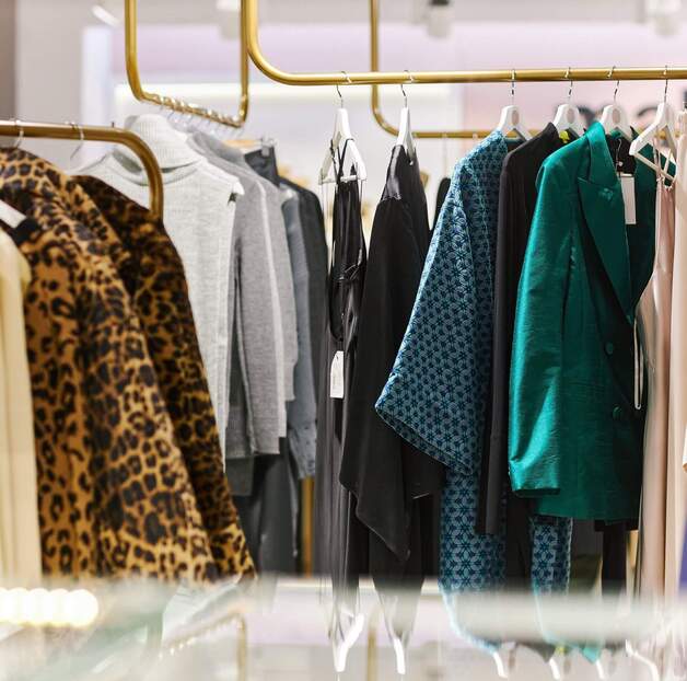 Winter warmer clothes shop